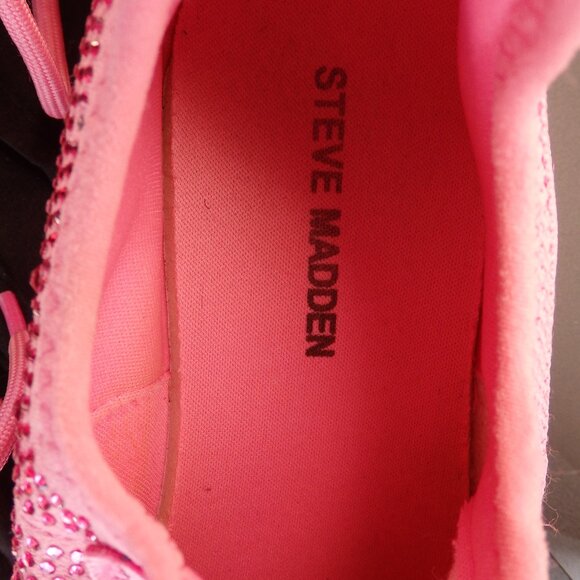 Steve Madden Maxima SM NY90 Hot Pink Sneakers - Picture 9 of 12